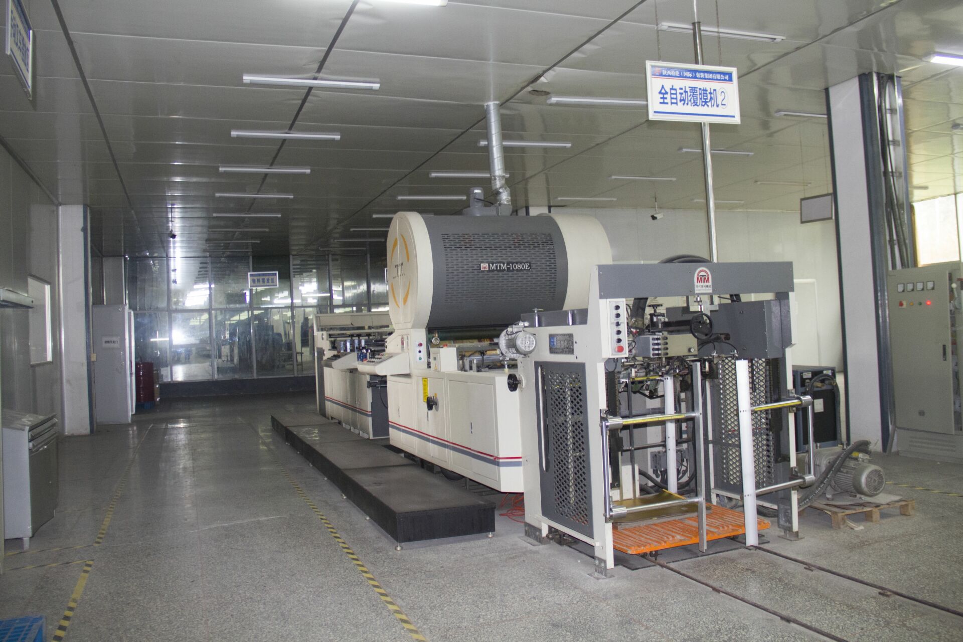 全自動(dòng)覆膜機(jī)